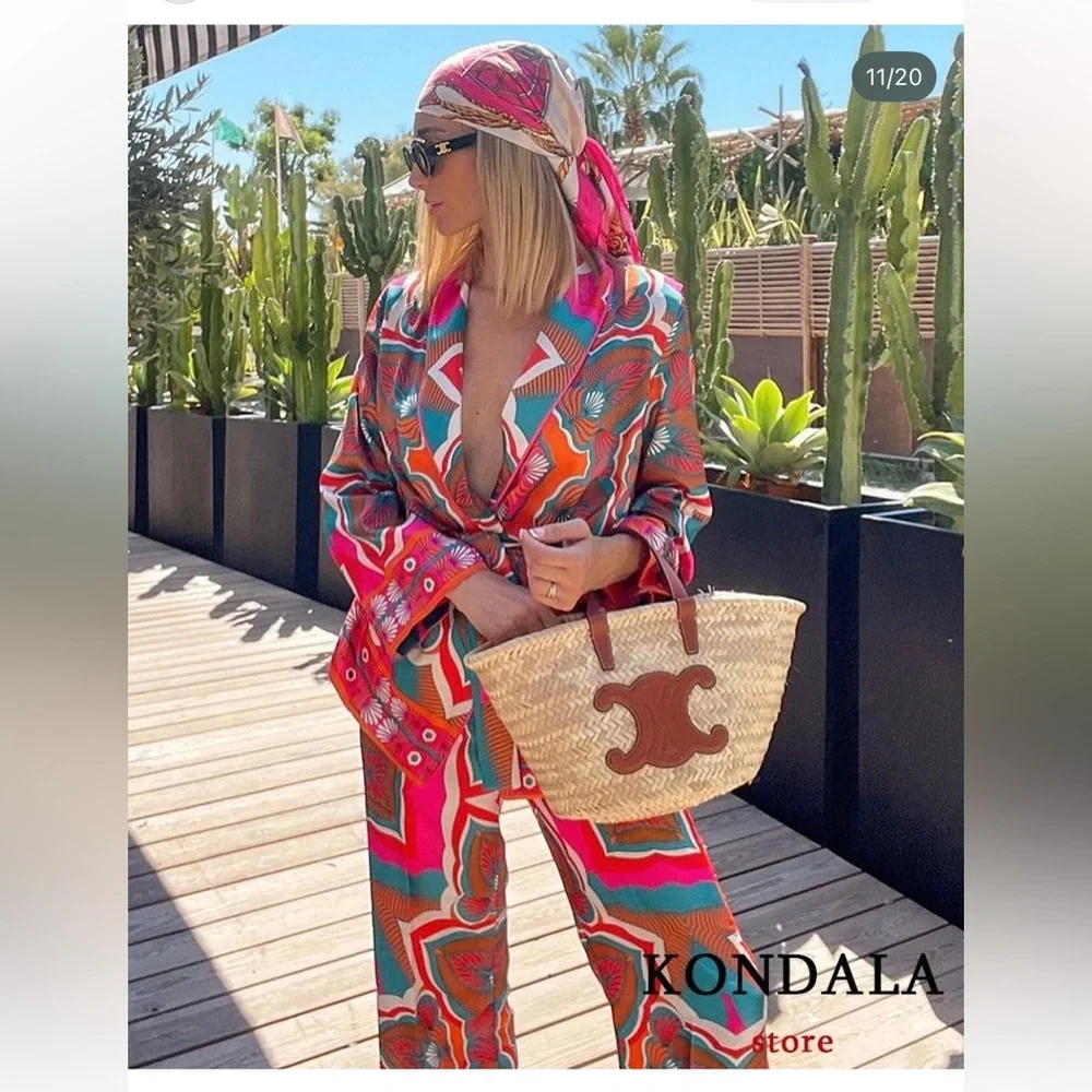 Zara Geometric Cropped Pants | Vibrant Resort Print Trousers | Euro Summer